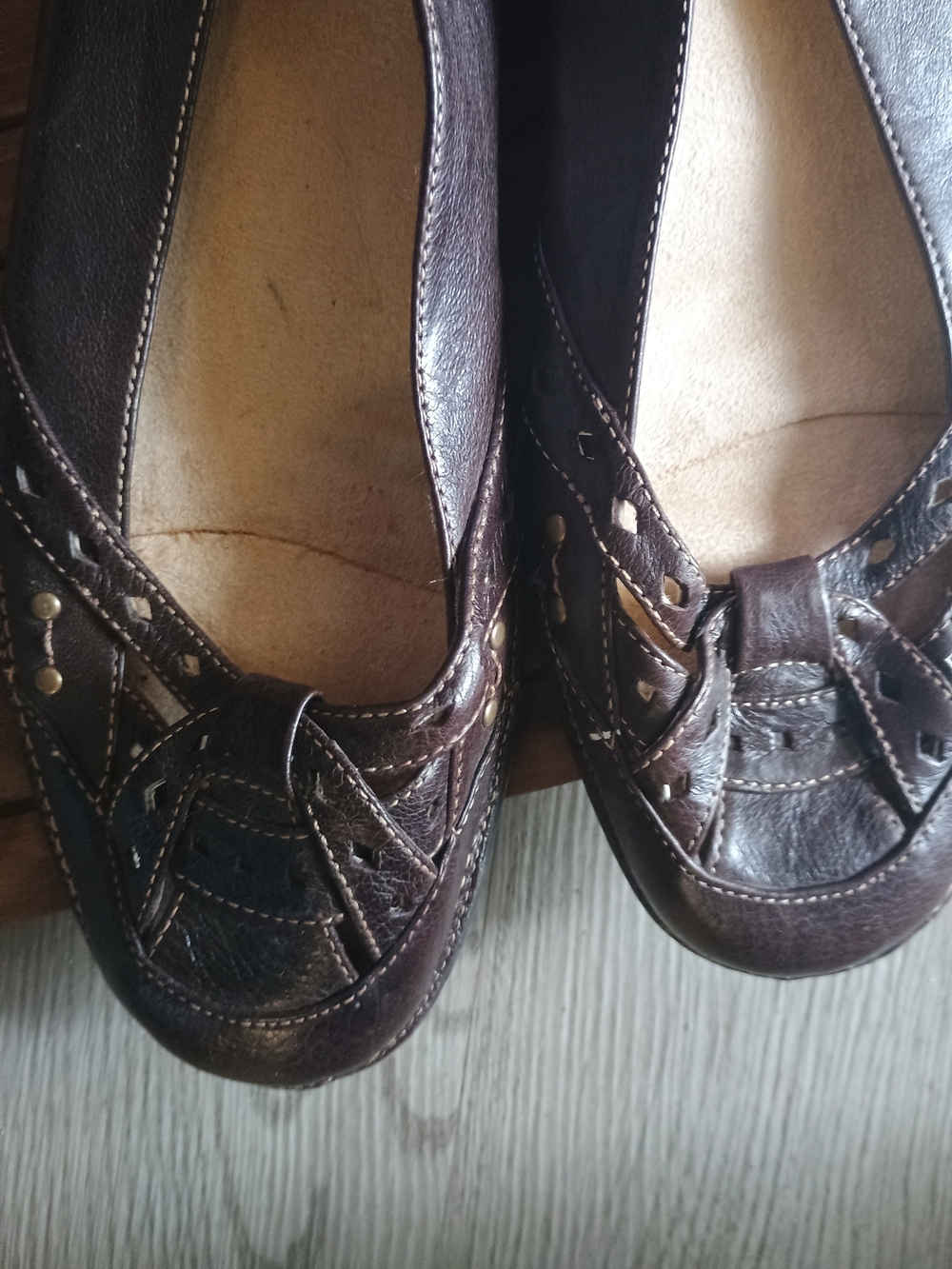 AEROSOLES Dark Brown Leather Slip-On Loafers
